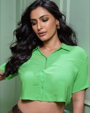 Sexy Shivangi Verma in a Green Crop Top and Brown Pants Photos 04 Sexy Shivangi Verma in a Green Crop Top and Brown Pants Photos 04