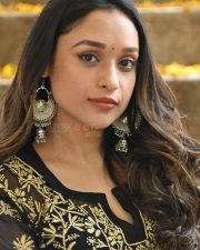 Actress Aarthi Gupta at Sodara Movie Interview Photos 07