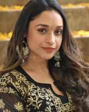 Actress Aarthi Gupta at Sodara Movie Interview Photos 09