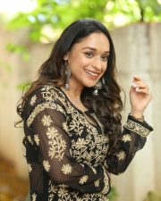 Actress Aarthi Gupta at Sodara Movie Interview Photos 26