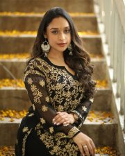 Actress Aarthi Gupta at Sodara Movie Interview Photos 36