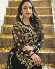 Actress Aarthi Gupta at Sodara Movie Interview Photos 55