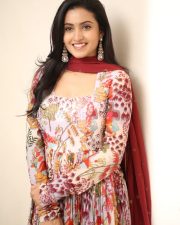 Actress Deepika Pilli at Akkada Ammayi Ikkada Abbayi Trailer Launch Photos 14