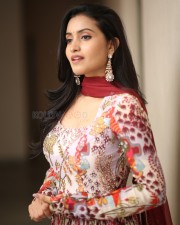 Actress Deepika Pilli at Akkada Ammayi Ikkada Abbayi Trailer Launch Photos 17