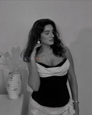 Gorgeous Neha Khan in a Black and White Sleeveless Dress Pictures 01