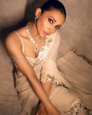 Mesmerizing Actress Mimi Chakraborty in an Ivory Embroidered Saree with Diamond Necklace Photos 04 Mesmerizing Actress Mimi Chakraborty in an Ivory Embroidered Saree with Diamond Necklace Photos 04