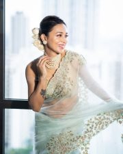 Stunning Mimi Chakraborty in a Transparent Saree with Sleeveless Blouse Pictures 02