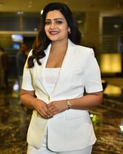 Actress Divya Pillai at Bhairavam Movie Pre Release Event Photos 29