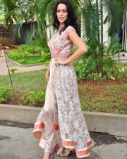 Actress Larissa Bonesi Photos 15