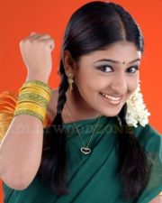 Actress Monika Stills 028