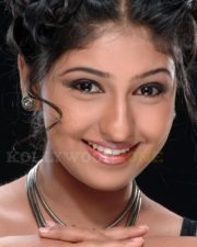 Actress Monika Stills 044