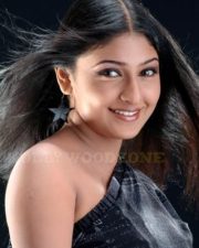 Actress Monika Stills 058