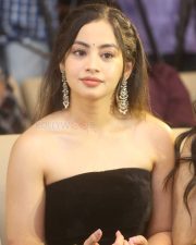 Actress Shriya Kontham at Subham Movie Success Meet Pictures 01