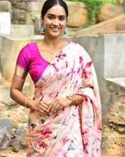Heroine Kajal Choudhary at Naveen Chandra New Movie Launch Pictures 11