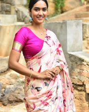 Heroine Kajal Choudhary at Naveen Chandra New Movie Launch Pictures 12