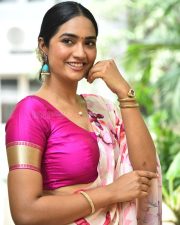 Heroine Kajal Choudhary at Naveen Chandra New Movie Launch Pictures 20