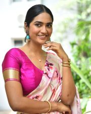 Heroine Kajal Choudhary at Naveen Chandra New Movie Launch Pictures 22