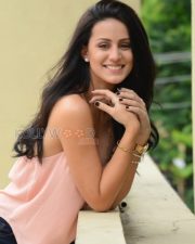 Sexy Actress Larissa Bonesi Photos 29