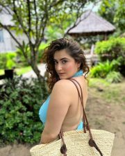 Yeh Saali Aashiqui Actress Shivaleeka Oberoi in a Blue Backless Dress Photos 04