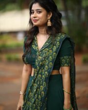 Actress Janany Kunaseelan at Usurae Movie Press Meet Pictures 02