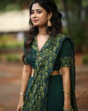 Actress Janany Kunaseelan at Usurae Movie Press Meet Pictures 02