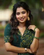 Actress Janany Kunaseelan at Usurae Movie Press Meet Pictures 05