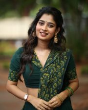 Actress Janany Kunaseelan at Usurae Movie Press Meet Pictures 09