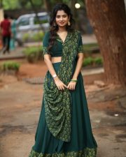 Actress Janany Kunaseelan at Usurae Movie Press Meet Pictures 10