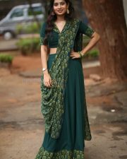 Actress Janany Kunaseelan at Usurae Movie Press Meet Pictures 13