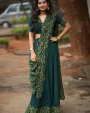 Actress Janany Kunaseelan at Usurae Movie Press Meet Pictures 13