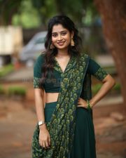 Actress Janany Kunaseelan at Usurae Movie Press Meet Pictures 14