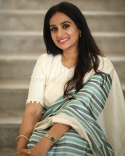 Actress Laya at Thammudu Movie Interview Pictures 19