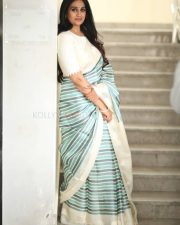 Actress Laya at Thammudu Movie Interview Pictures 31