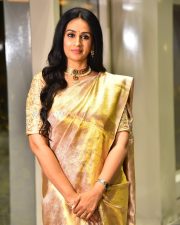 Actress Laya at Thammudu Movie Pre Release Event Photos 11