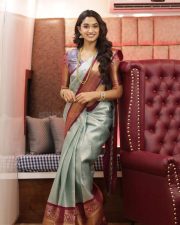 Kannada Actress Reeshma Nanaiah in a Traditional Silk Saree Photos 03