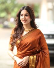 Actress Rabiya Khatoon at Meghalu Cheppina Prema Katha Trailer Launch Pictures 09