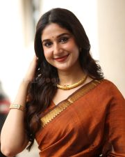 Actress Rabiya Khatoon at Meghalu Cheppina Prema Katha Trailer Launch Pictures 16