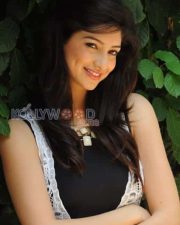 Beautiful Tanvi Vyas Pictures 43