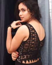 Sarileru Neekevvaru Actress Pallavi Dora Pictures 11