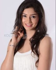 Tollywood Actress Tanvi Vyas Pictures 04