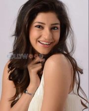 Tollywood Actress Tanvi Vyas Pictures 12