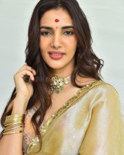 Actress Natasha Singh at Hai Lesso Movie Pooja Photos 02