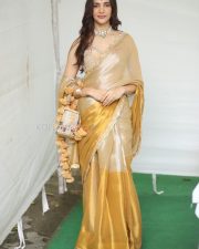 Actress Natasha Singh at Hai Lesso Movie Pooja Photos 12