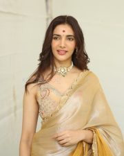 Actress Natasha Singh at Hai Lesso Movie Pooja Photos 21