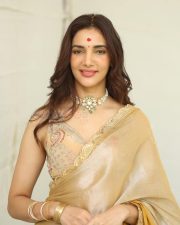 Actress Natasha Singh at Hai Lesso Movie Pooja Photos 22