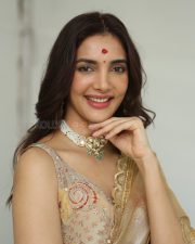 Actress Natasha Singh at Hai Lesso Movie Pooja Photos 35