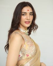 Actress Natasha Singh at Hai Lesso Movie Pooja Photos 37