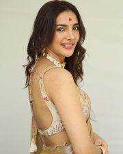 Actress Natasha Singh at Hai Lesso Movie Pooja Photos 39