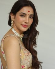 Actress Natasha Singh at Hai Lesso Movie Pooja Photos 41