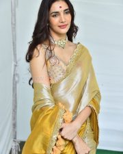 Actress Natasha Singh at Hai Lesso Movie Pooja Photos 46